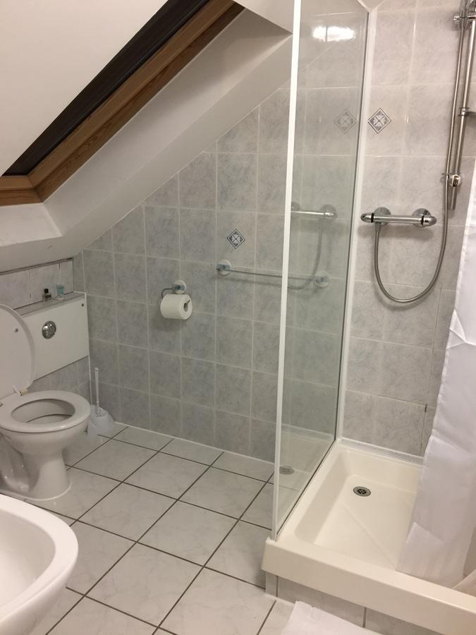 Trevelyan Hotel イルフォード エクステリア 写真