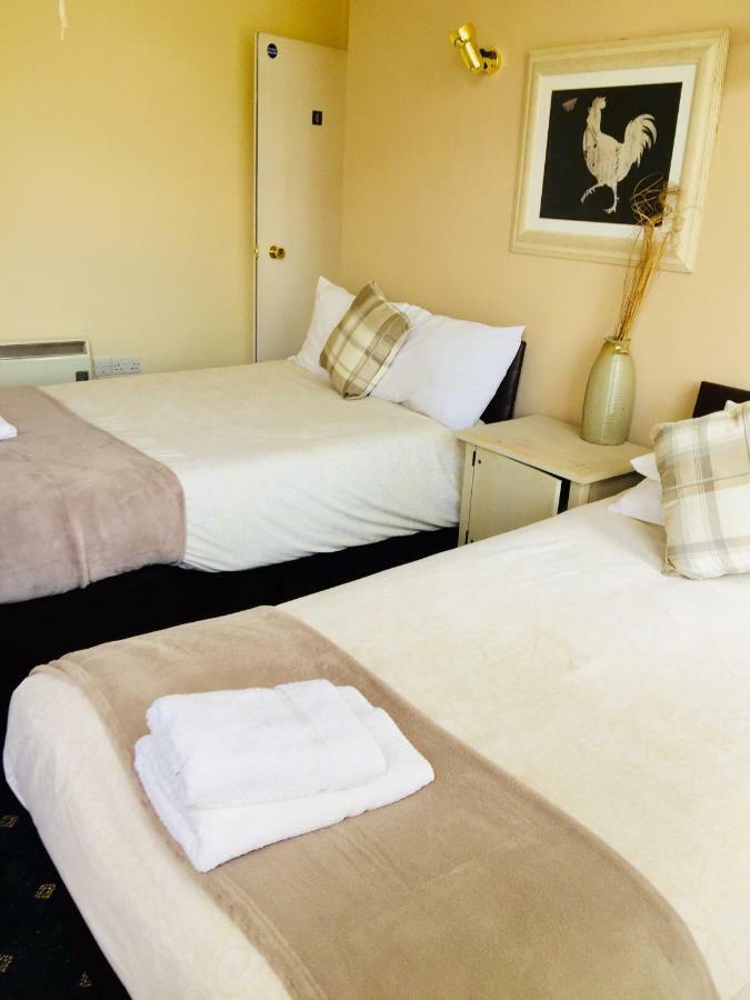 Trevelyan Hotel イルフォード エクステリア 写真